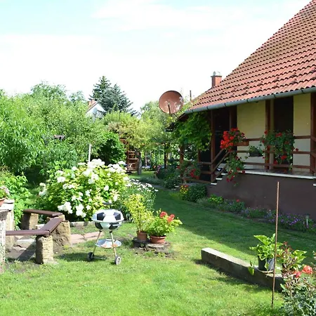 In Agard - Velence-see 51093 別荘 Gárdony